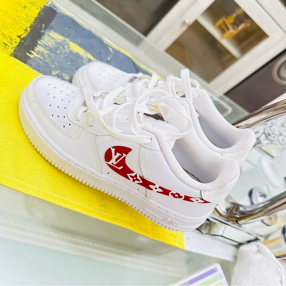 Nike Air Force 1. Louis Vuitton